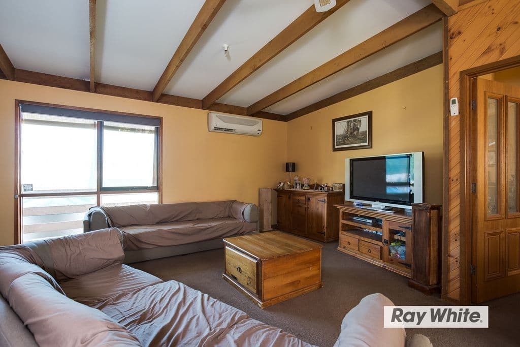 19 Hillview Avenue, Rye VIC 3941, Rye - Thumbnail 4