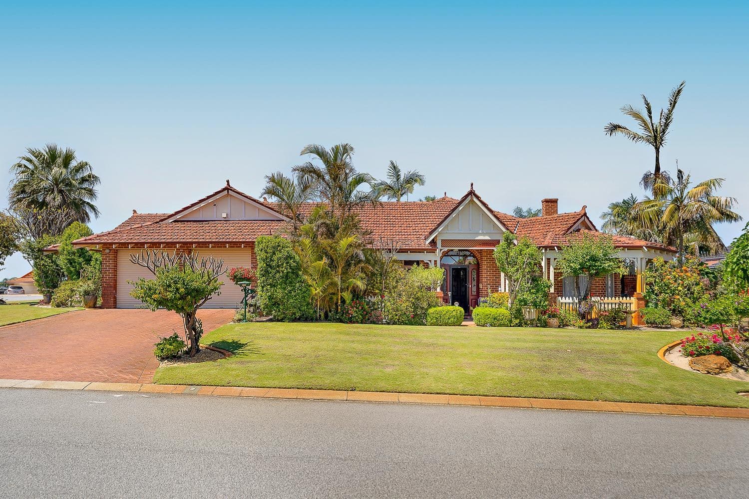 4 Spyglass Hill, Ballajura WA 6066, Ballajura - Thumbnail 3