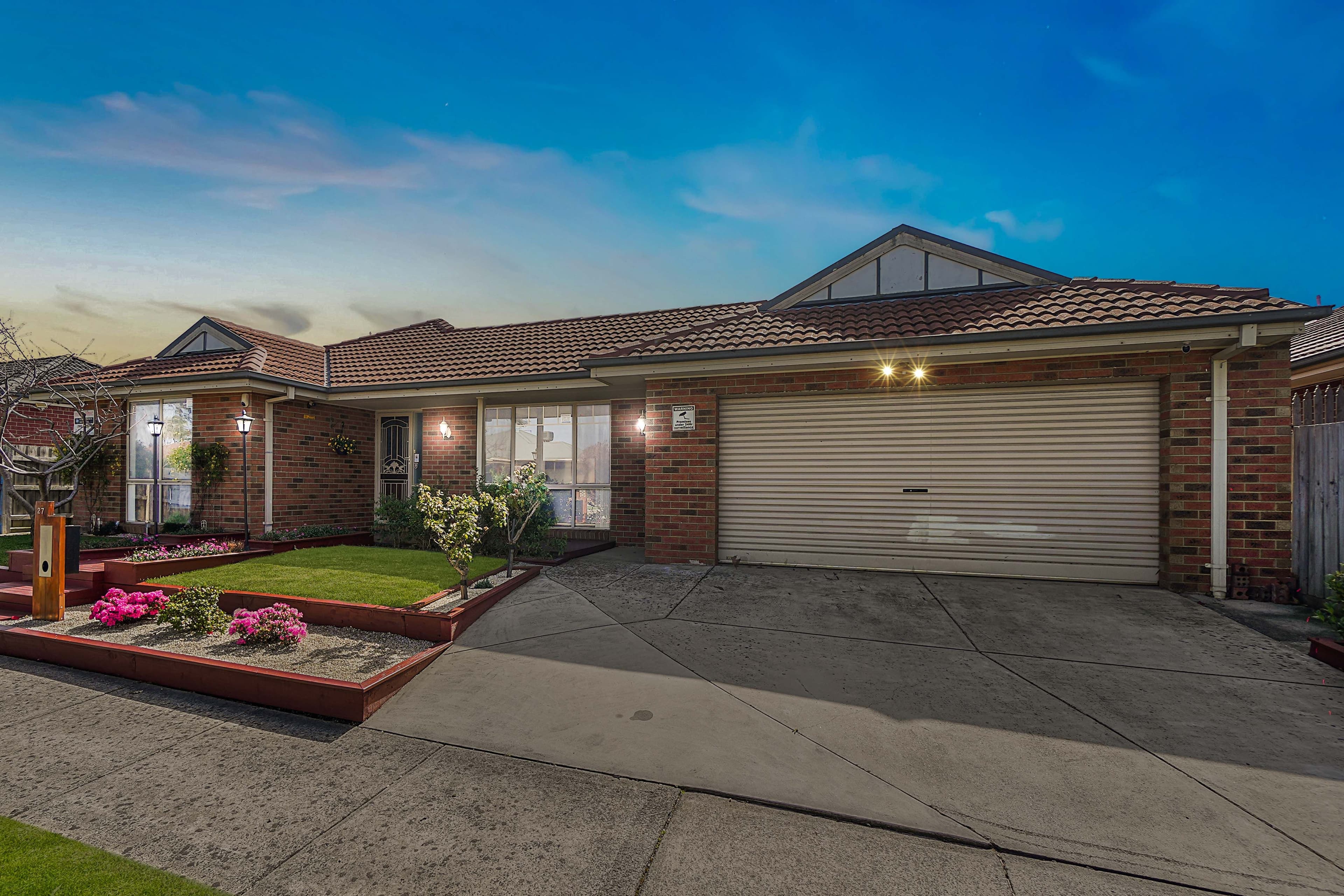 27 Park Boulevard, Pakenham VIC 3810, Pakenham - Image 1