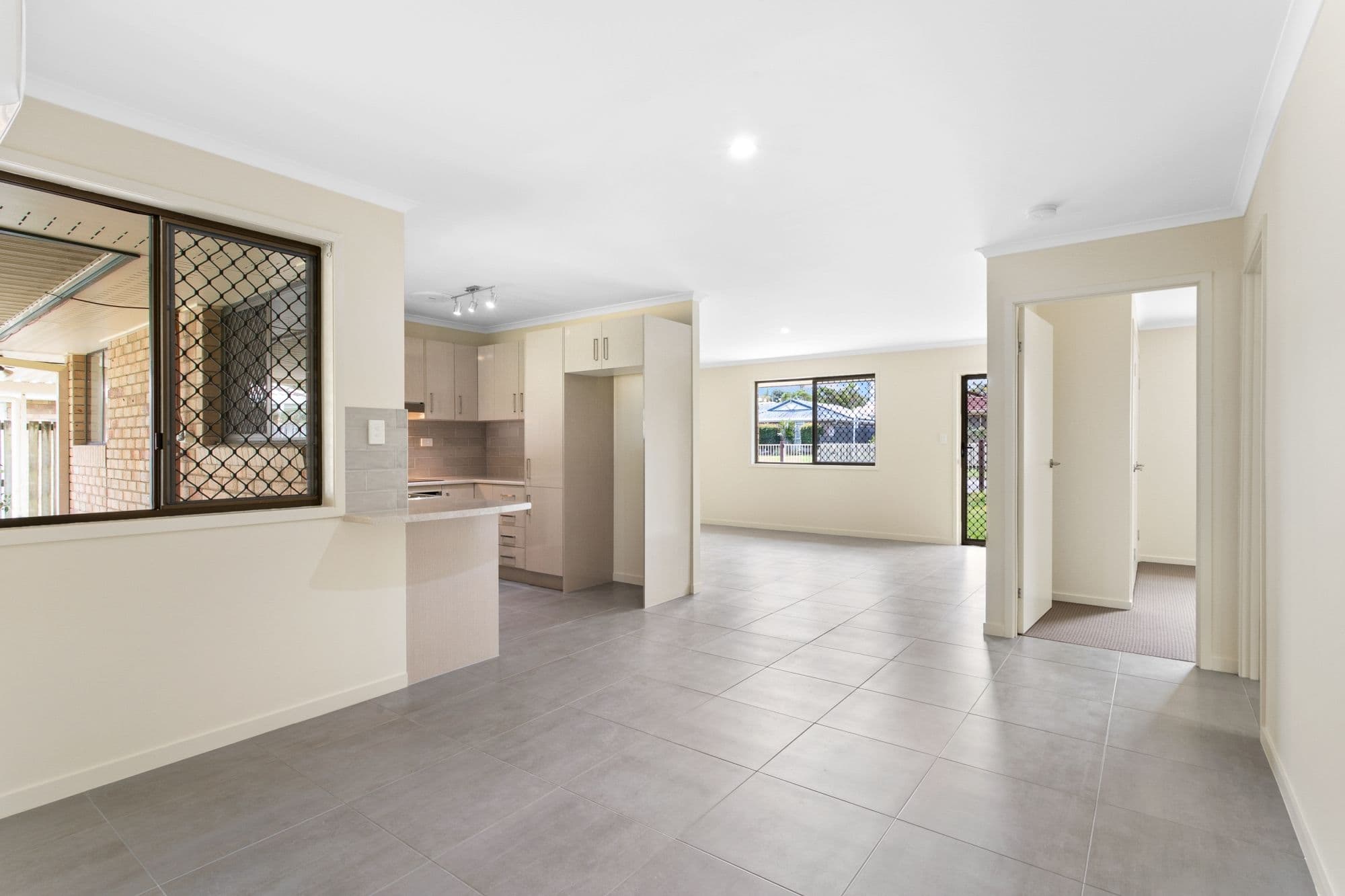 7 Embassy Street, Deception Bay QLD 4508, Deception Bay - Thumbnail 3
