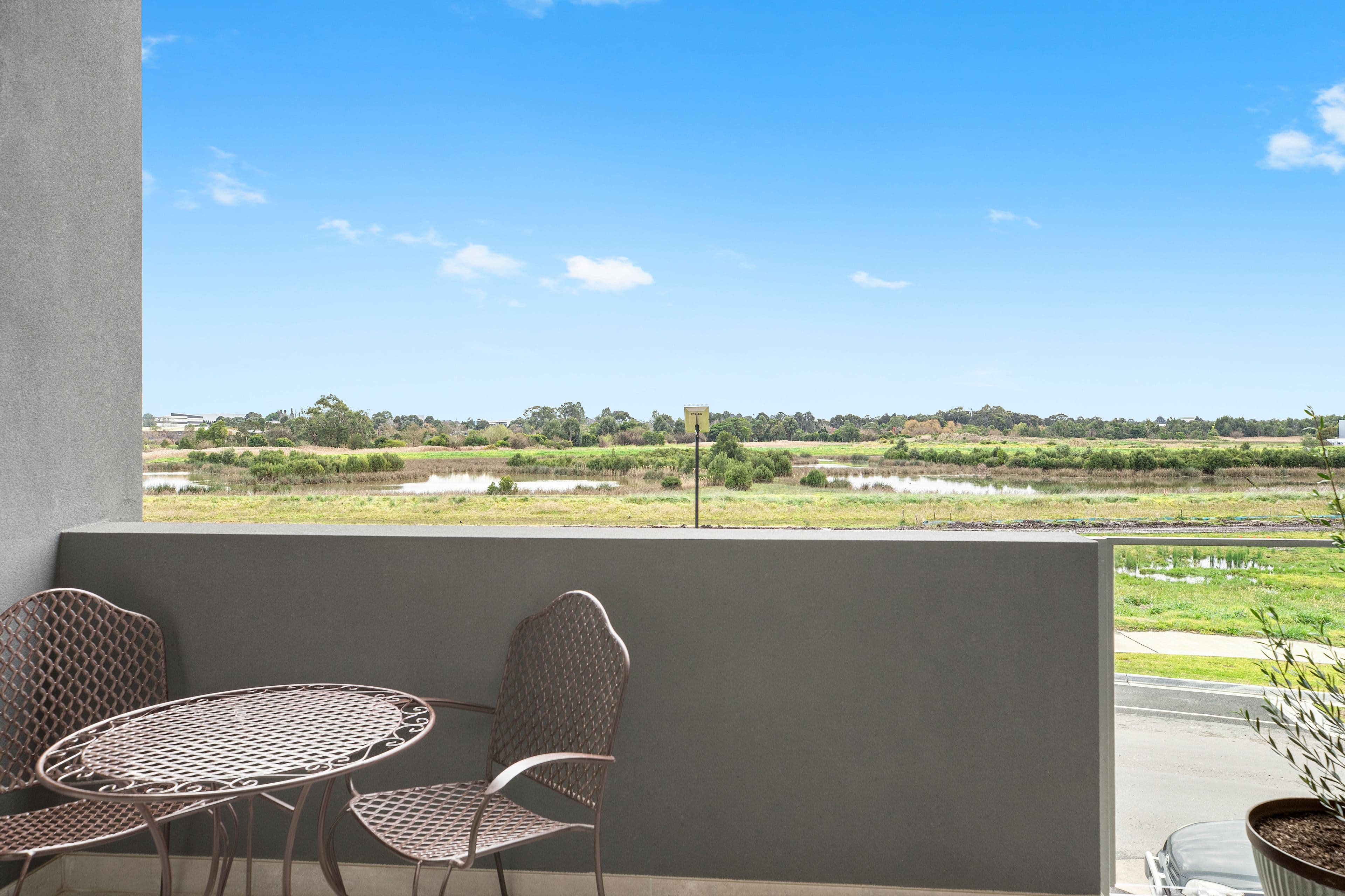 57 Emmeline Row, Rowville VIC 3178, Rowville - Thumbnail 3
