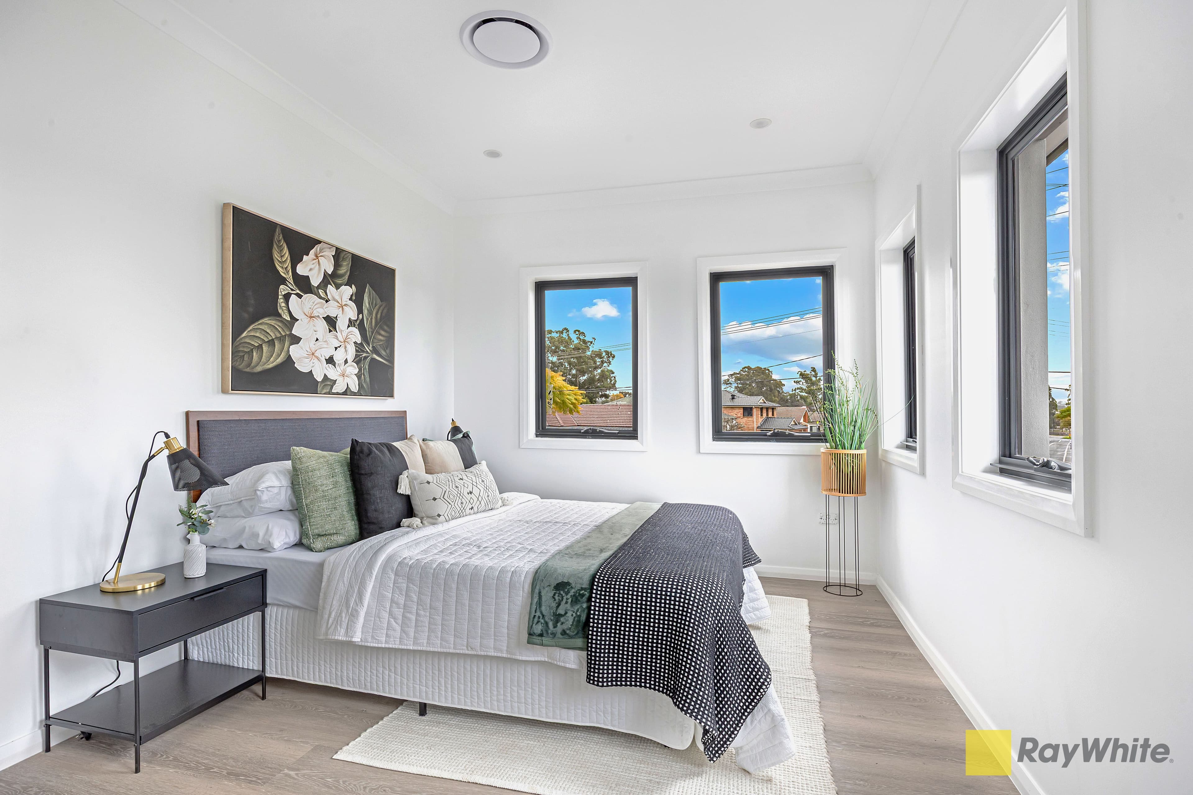 70 Portico Parade, Toongabbie NSW 2146, Toongabbie - Thumbnail 6