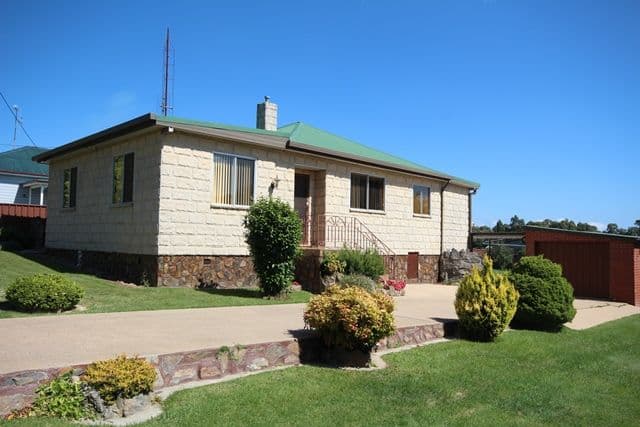 25 Dart Street, Oberon NSW 2787, Oberon - Image 1