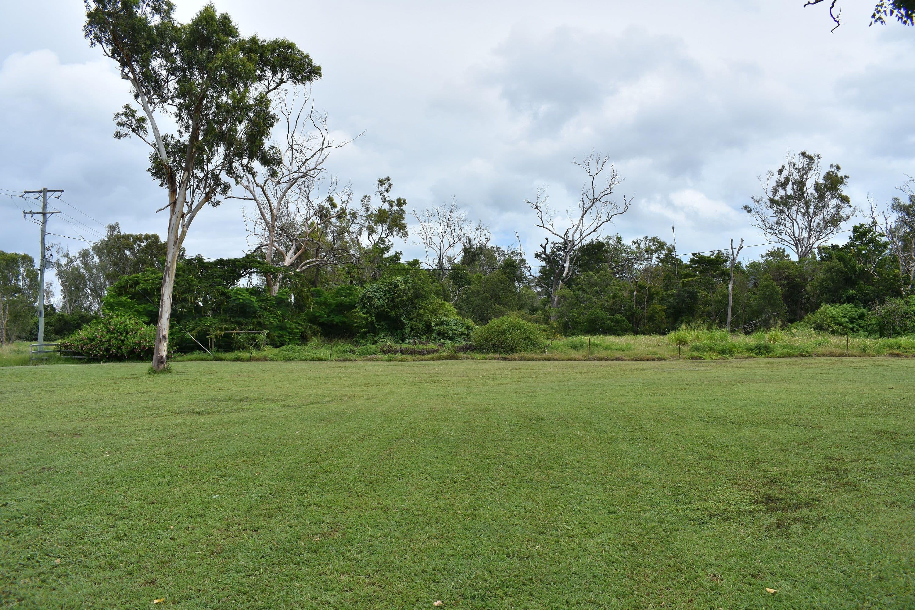 78 Hydeaway Bay Drive, Hideaway Bay QLD 4800, Hideaway Bay - Thumbnail 2