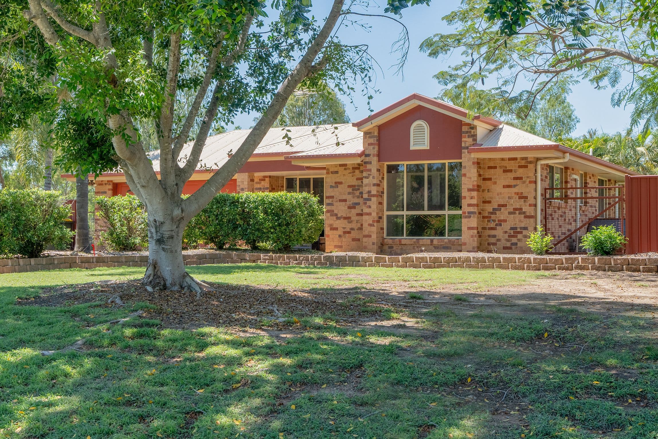 10 Coaker Drive, Emerald QLD 4720, Emerald - Image 1