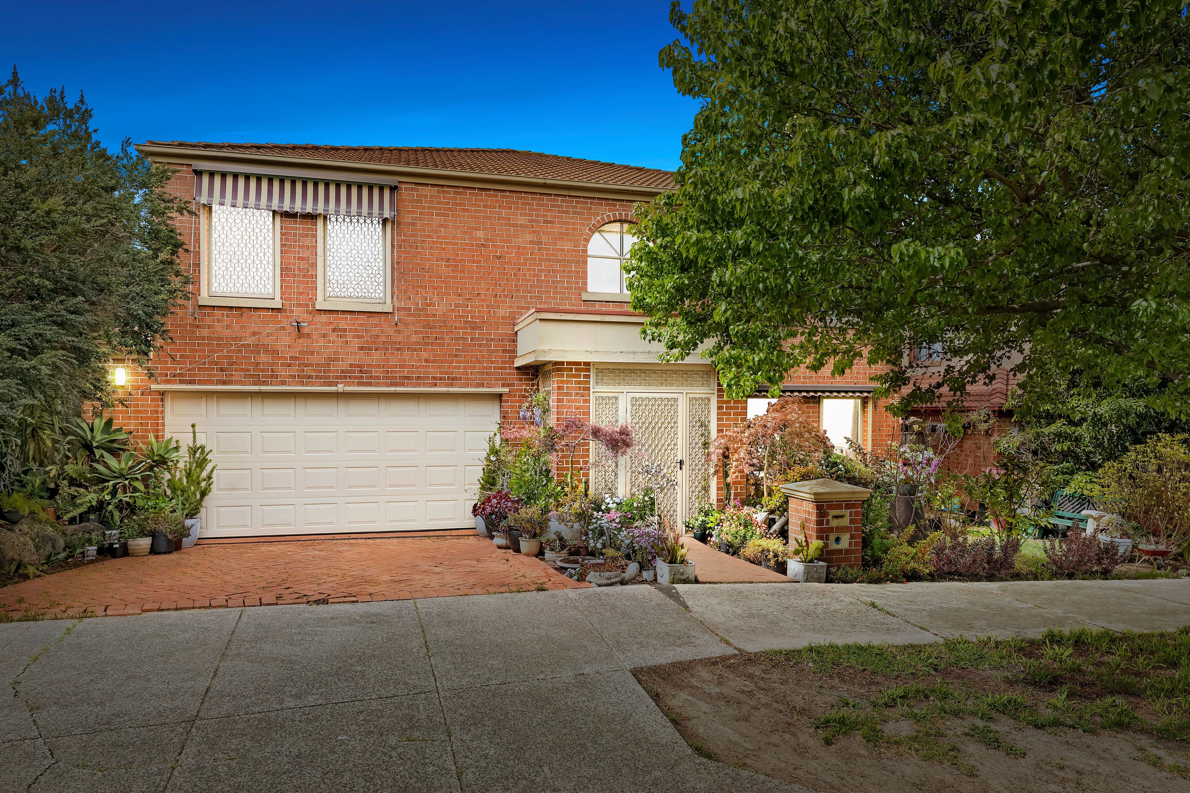 9 Henley Avenue, Vermont South VIC 3133, Vermont South - Image 1