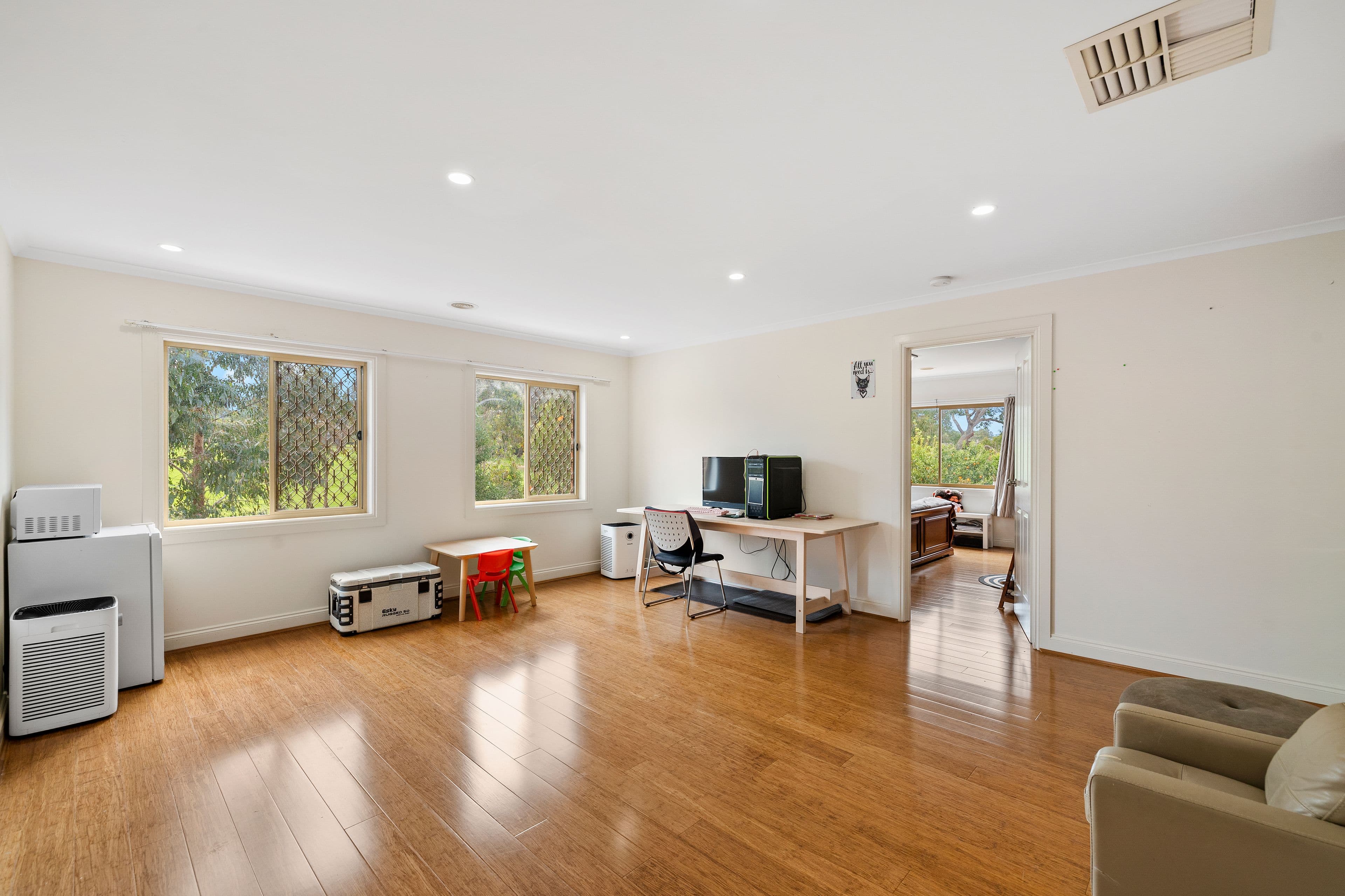 9 Henley Avenue, Vermont South VIC 3133, Vermont South - Thumbnail 7