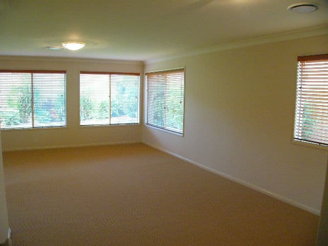 2 Gabrielle Place, MANLY WEST QLD 4179, Manly West - Thumbnail 3