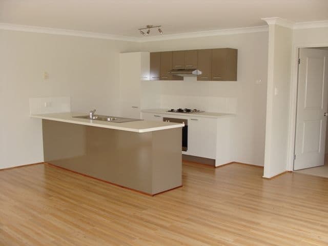 31 Bluewattle Road, WORRIGEE NSW 2540, Worrigee - Thumbnail 2