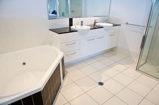  8 Breakwater Access Road, MACKAY HARBOUR QLD 4740, Mackay Harbour - Thumbnail 4