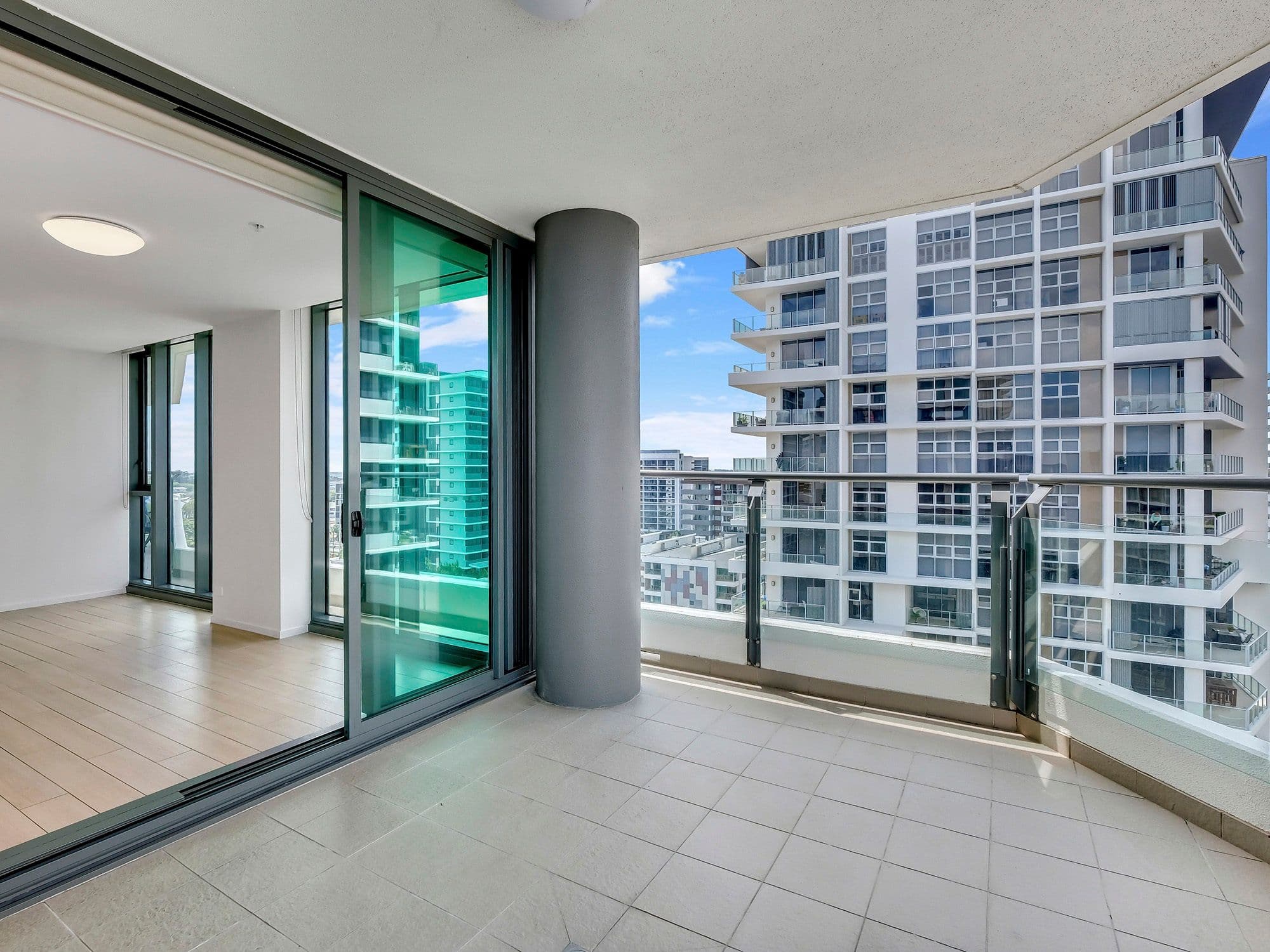 37B Harbour Road, Hamilton QLD 4007, Hamilton - Thumbnail 2