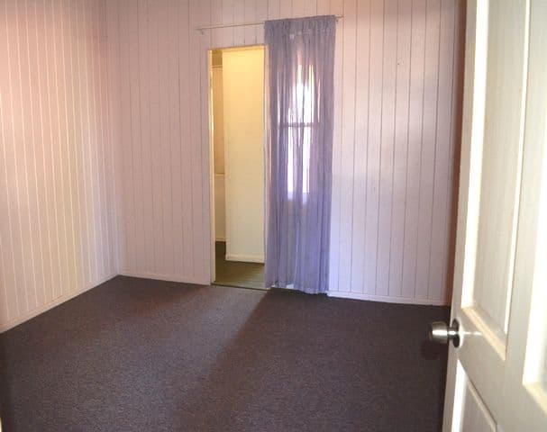 26 Coronation Drive, Blackall QLD 4472, Blackall - Thumbnail 7