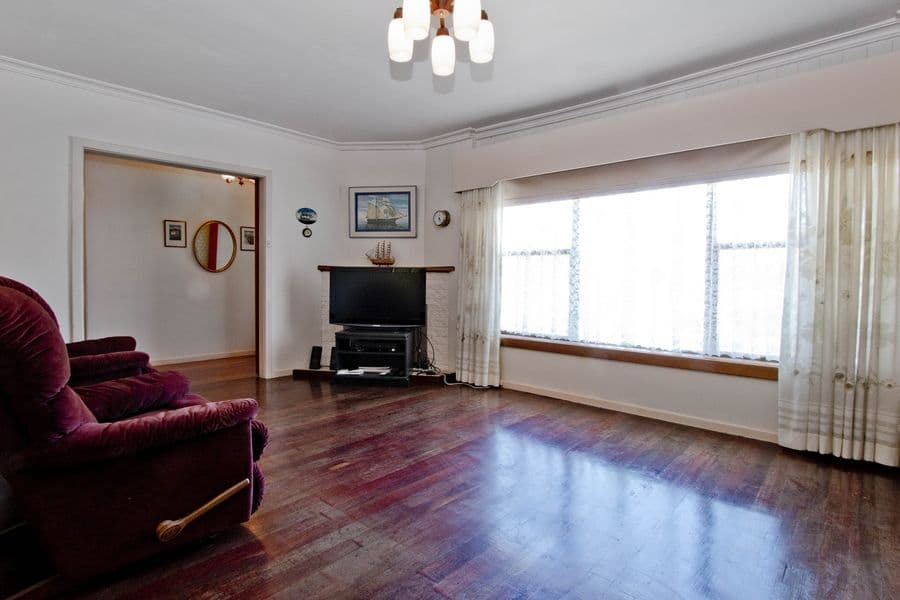6 Harvey Street, Henley Beach SA 5022, Henley Beach - Thumbnail 5