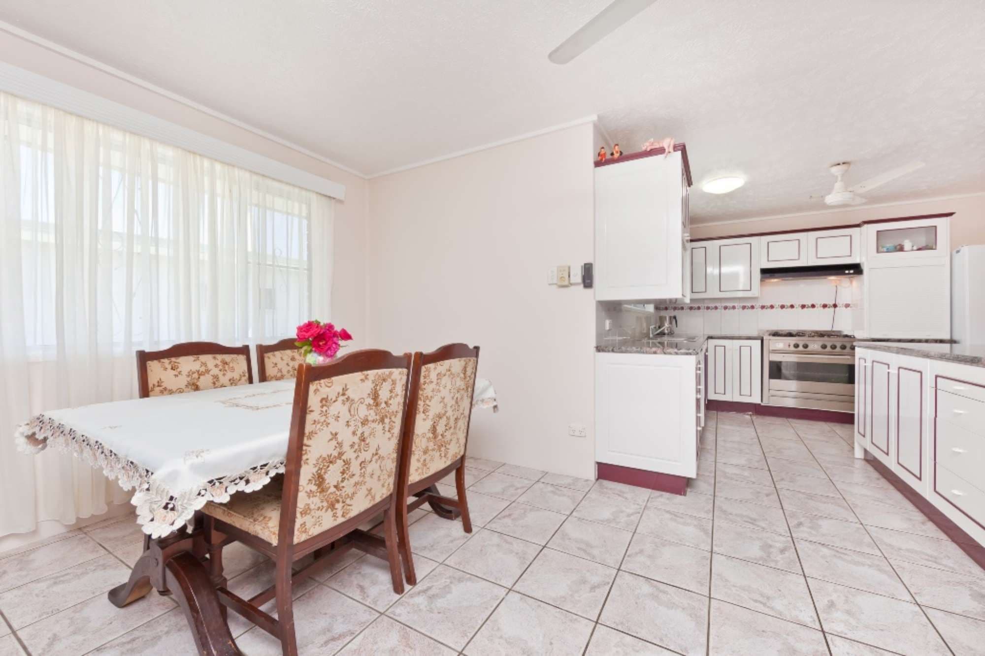 60 Grosvenor Street, PIMLICO QLD 4812, Pimlico - Thumbnail 2