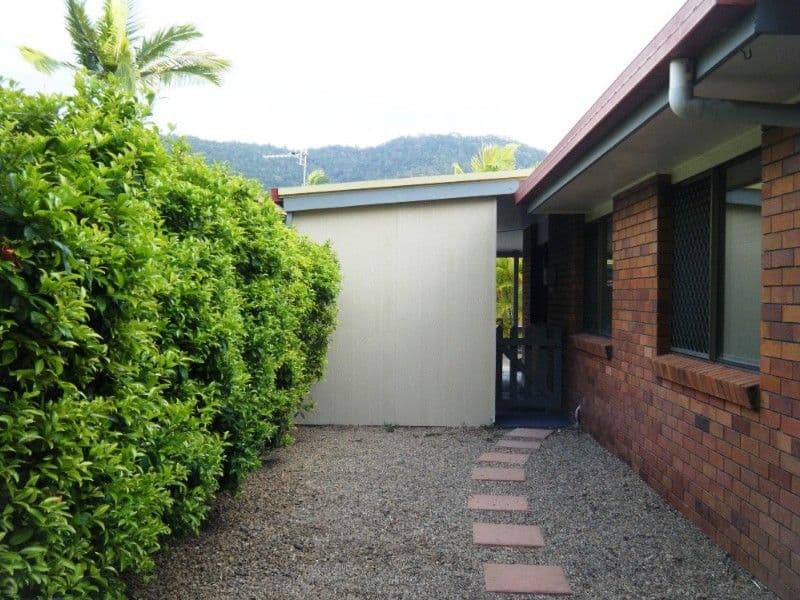 20 Pandanus Drive, CANNONVALE QLD 4802, Cannonvale - Thumbnail 7
