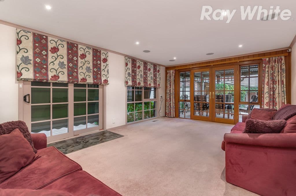 7 Leichardt Court, MILL PARK VIC 3082, Mill Park - Thumbnail 6