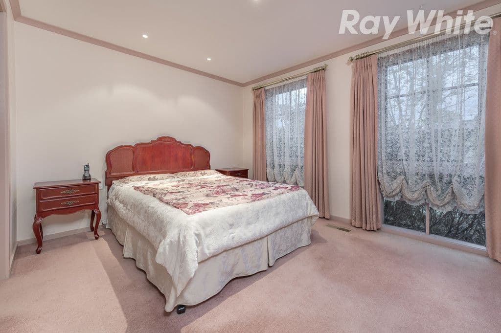 7 Leichardt Court, MILL PARK VIC 3082, Mill Park - Thumbnail 8