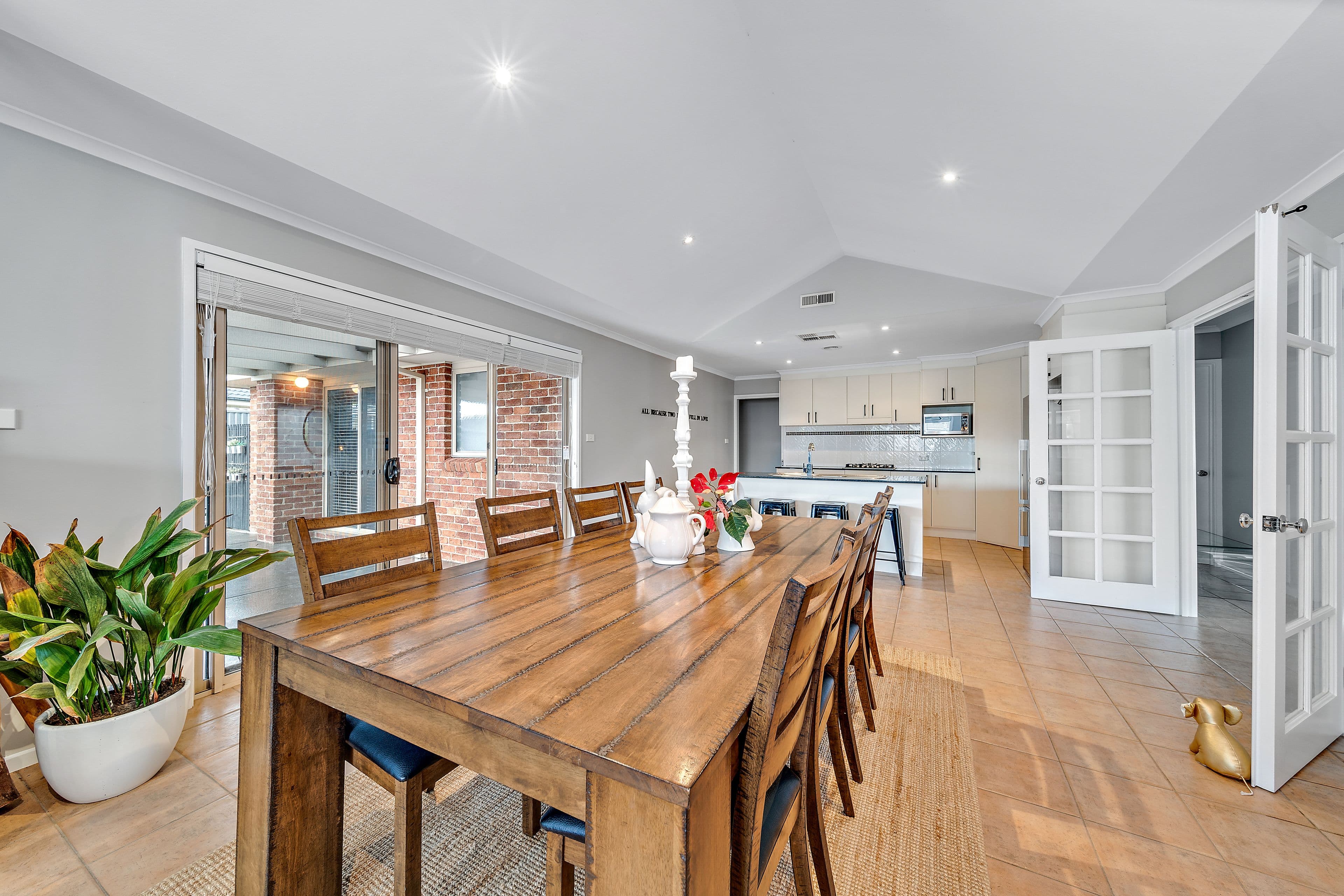 32 Wittunga Crescent, Banks ACT 2906, Banks - Thumbnail 7