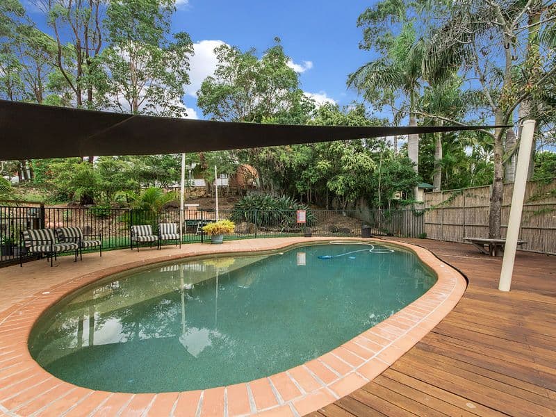6 Kentucky Crescent, Oxenford QLD 4210, Oxenford - Thumbnail 2