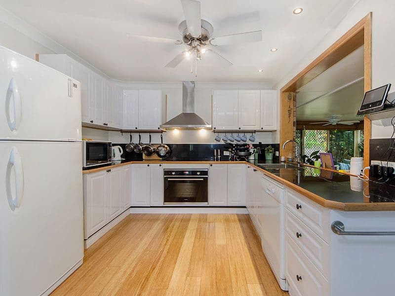 6 Kentucky Crescent, Oxenford QLD 4210, Oxenford - Thumbnail 4