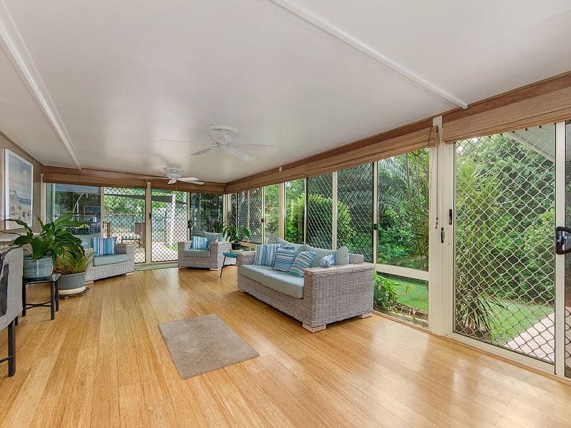 6 Kentucky Crescent, Oxenford QLD 4210, Oxenford - Thumbnail 5