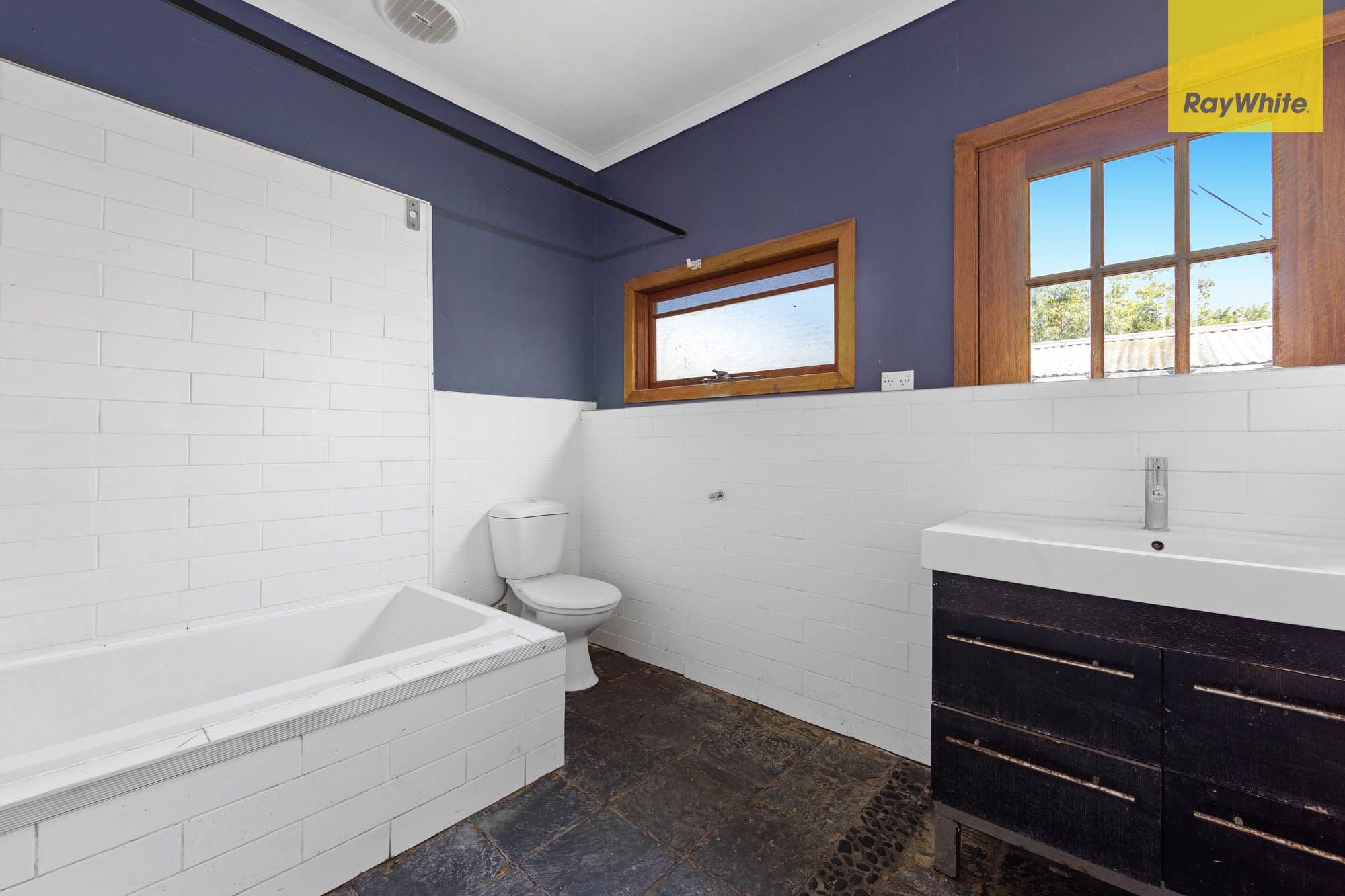 9 Vincent Avenue, St Albans VIC 3021, St Albans - Thumbnail 4