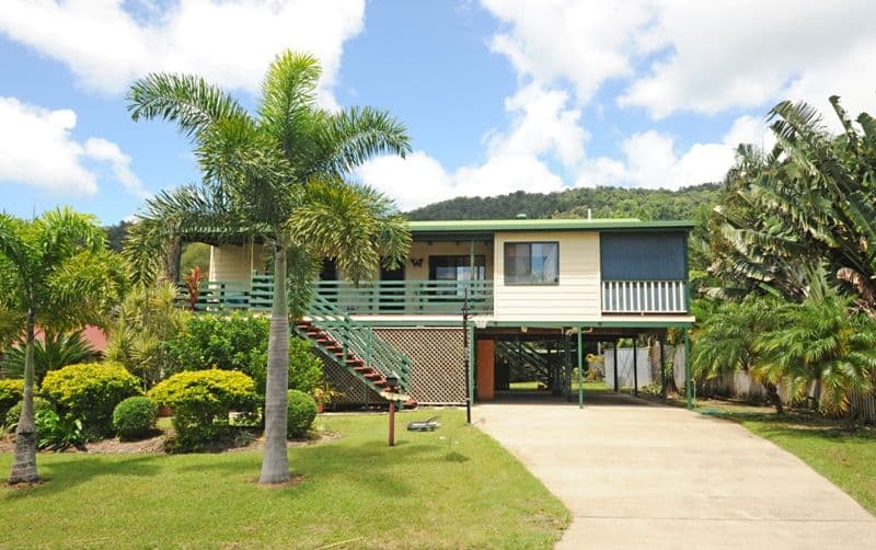 3 Teague Terrace, CANNONVALE QLD 4802, Cannonvale - Thumbnail 2