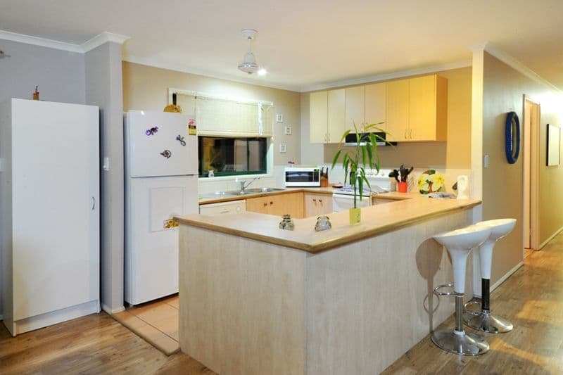 3 Teague Terrace, CANNONVALE QLD 4802, Cannonvale - Thumbnail 4