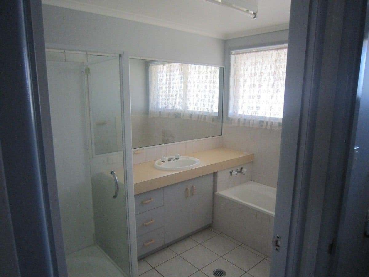 9 Laurel Street, Gooburrum QLD 4670, Gooburrum - Thumbnail 8