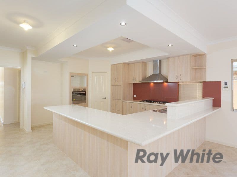 6 Ley Lane, HAMMOND PARK WA 6164, Hammond Park - Thumbnail 2