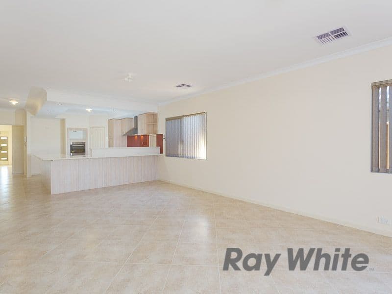 6 Ley Lane, HAMMOND PARK WA 6164, Hammond Park - Thumbnail 3
