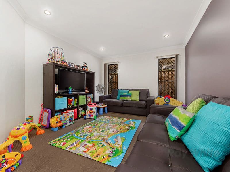 13 Ellenborough Avenue, Ormeau Hills QLD 4208, Ormeau Hills - Thumbnail 5