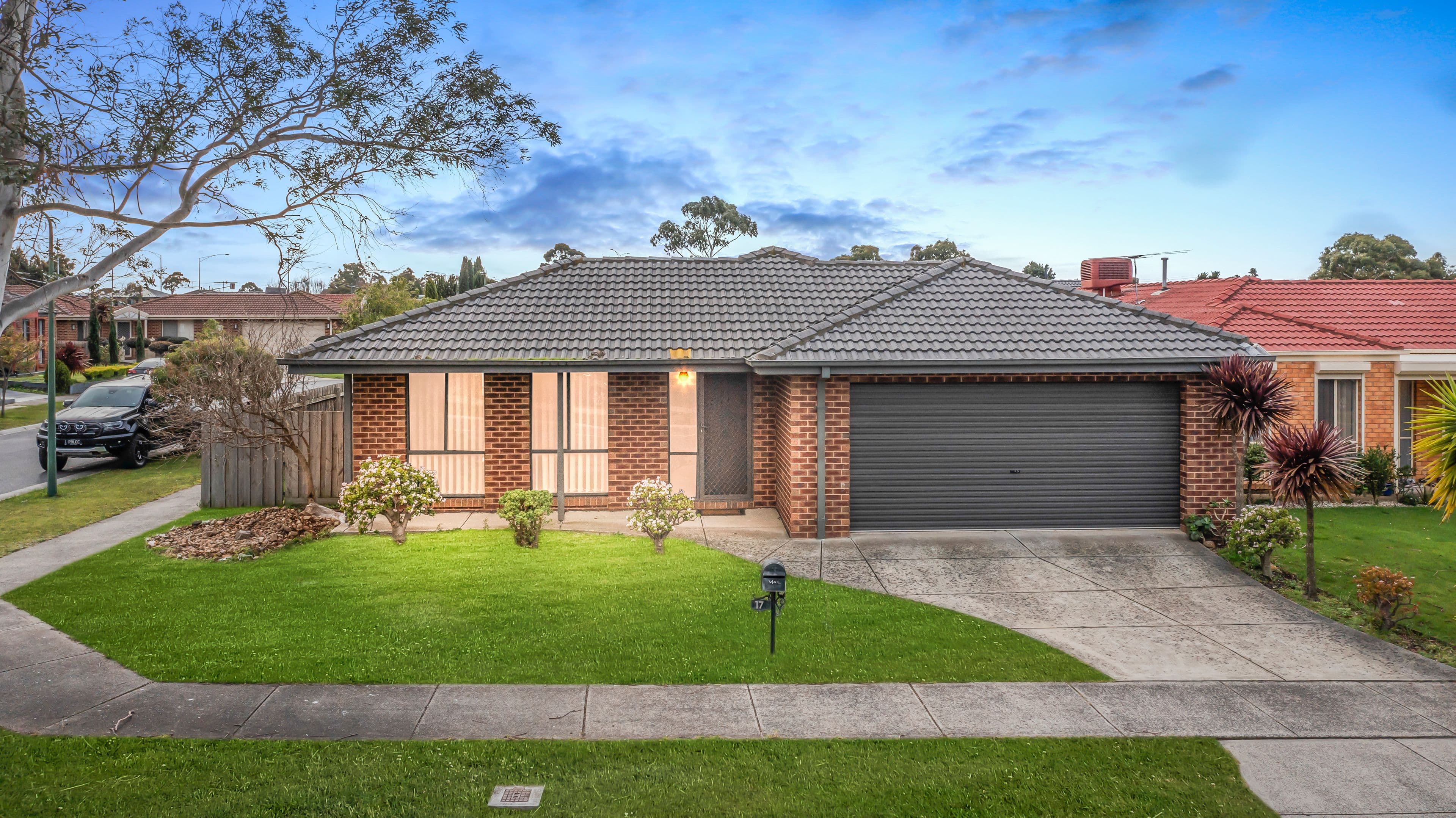 17 Domino Way, Hampton Park VIC 3976, Hampton Park - Image 1