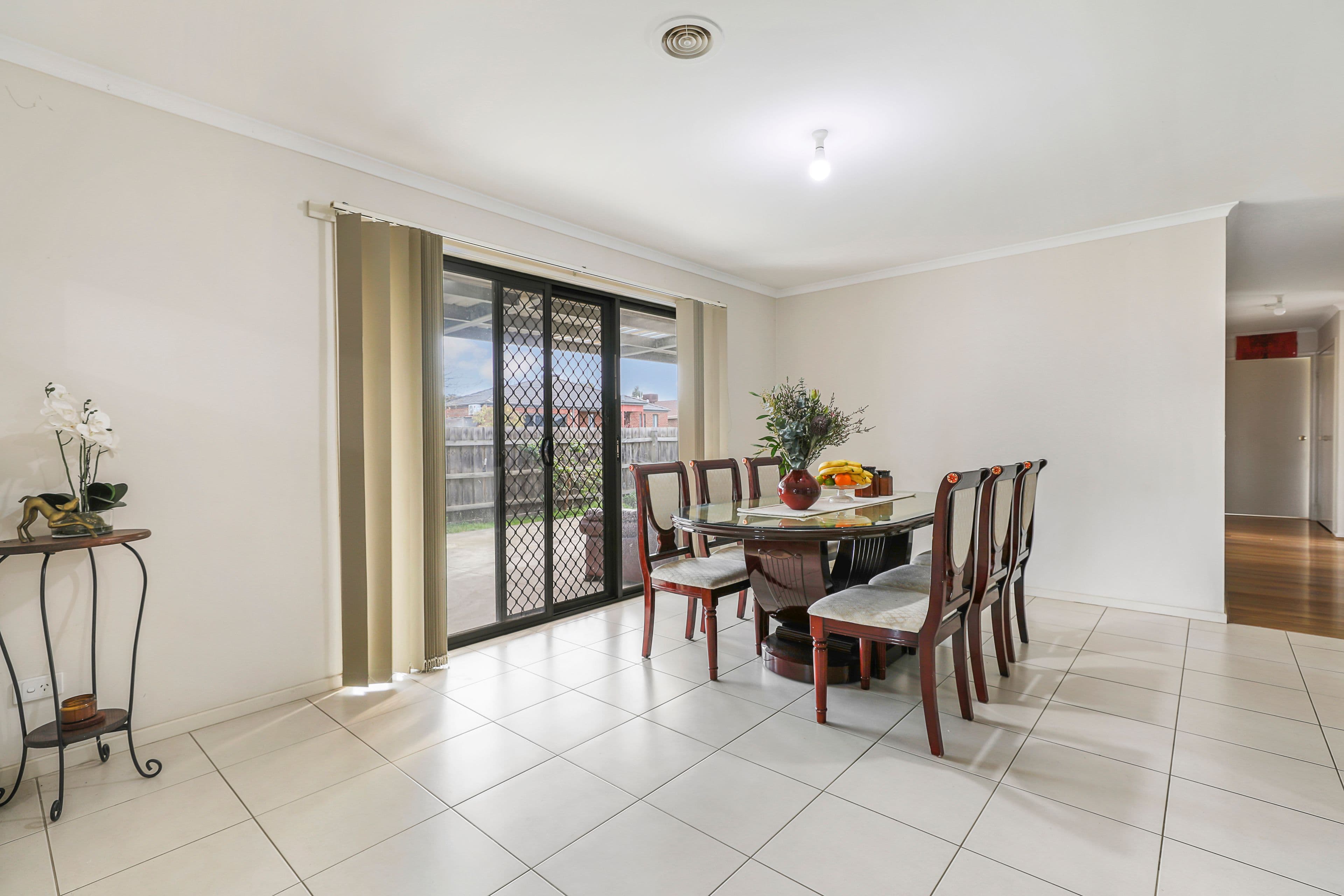 17 Domino Way, Hampton Park VIC 3976, Hampton Park - Thumbnail 4