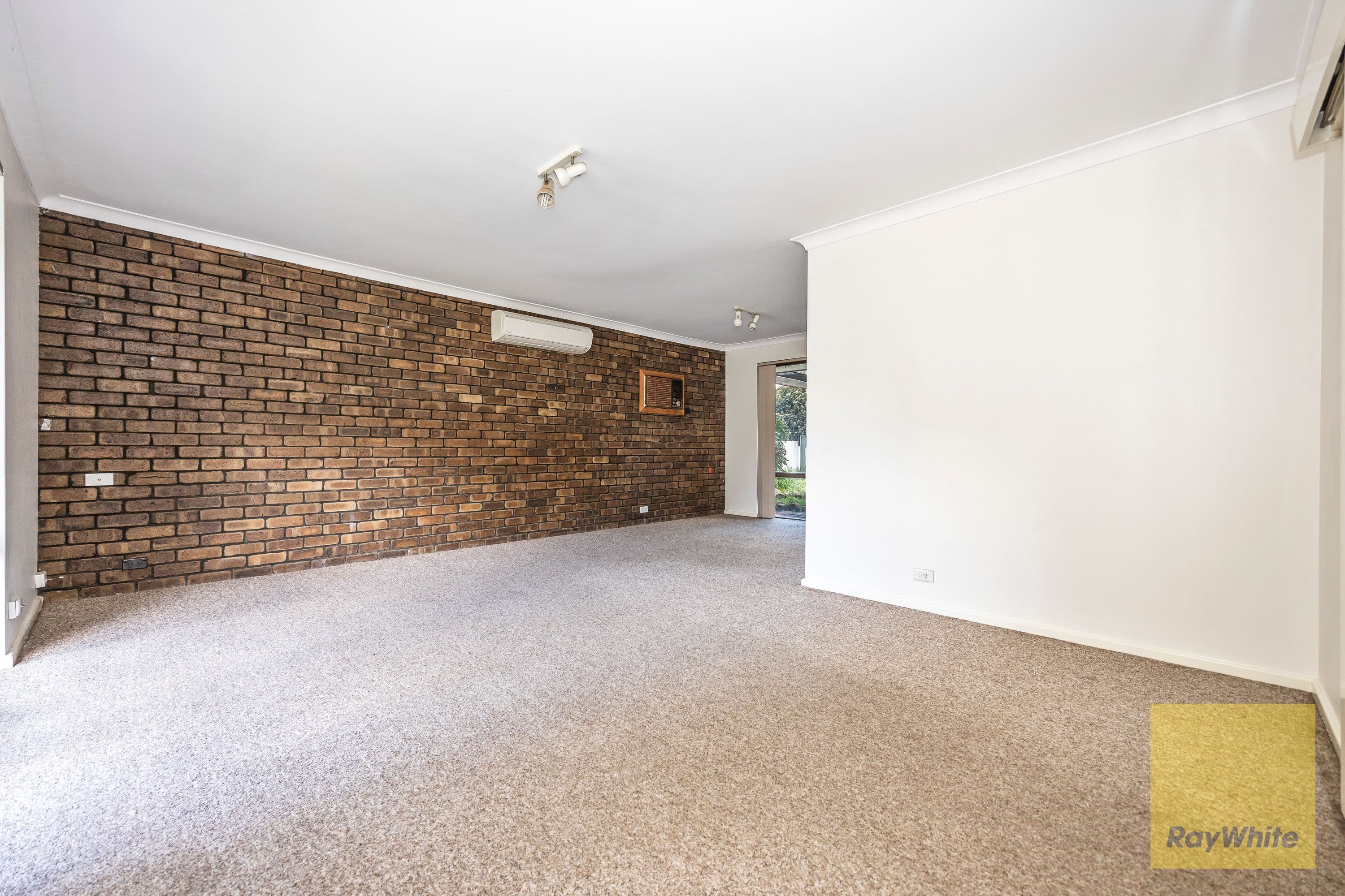 6 Mahonia Way, Forrestfield WA 6058, Forrestfield - Thumbnail 6