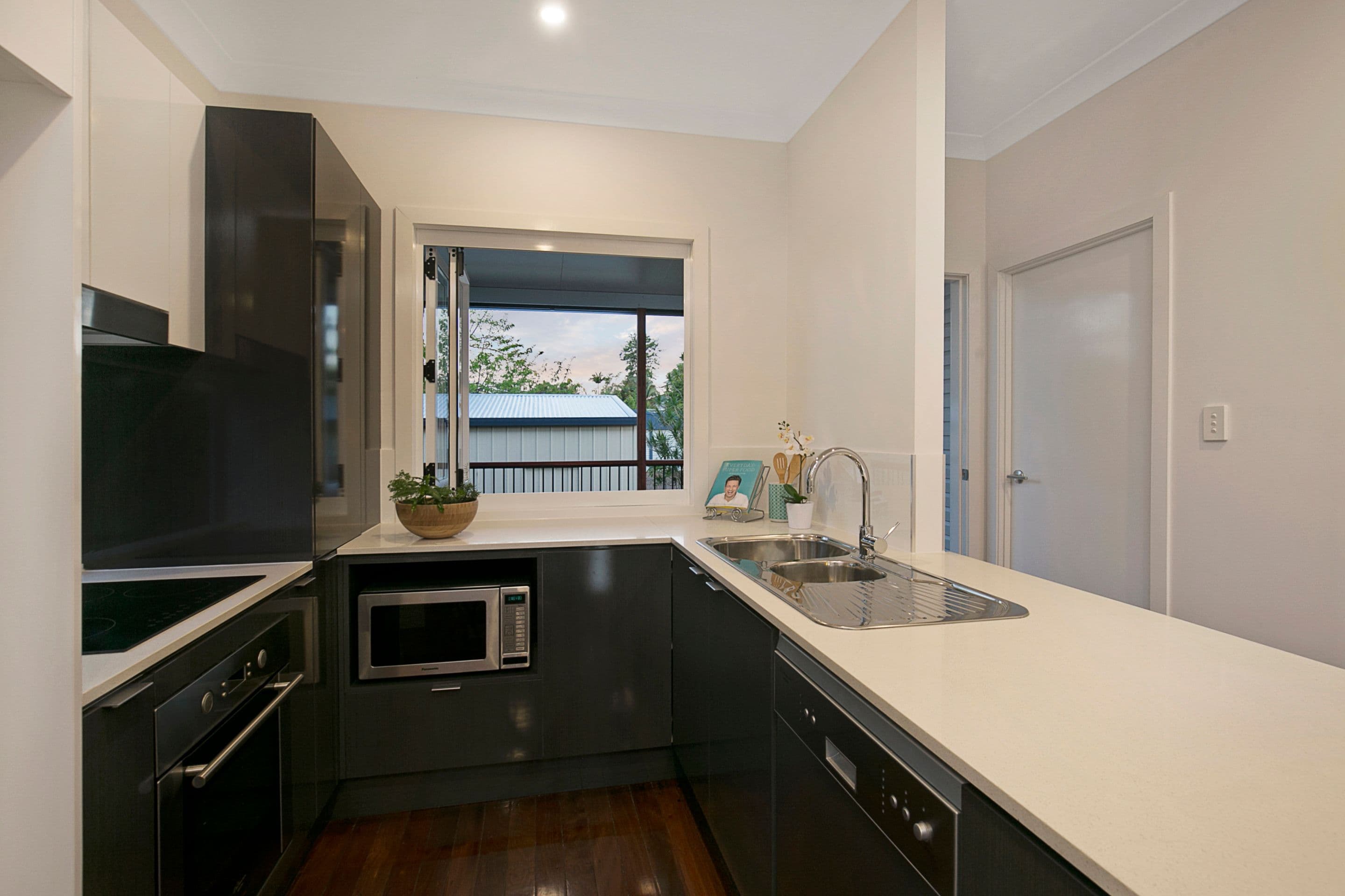 51 Greenwood Street, Brighton QLD 4017, Brighton - Thumbnail 4