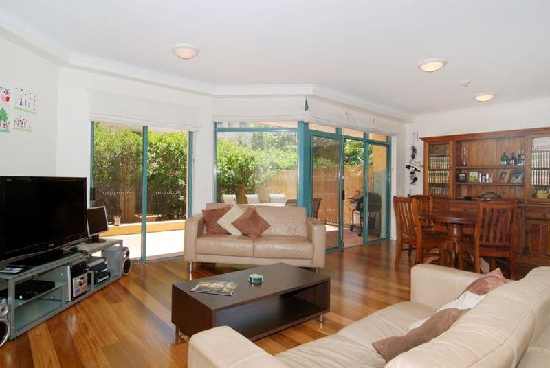 10 Goodwin Street, KANGAROO POINT QLD 4169, Kangaroo Point - Image 1
