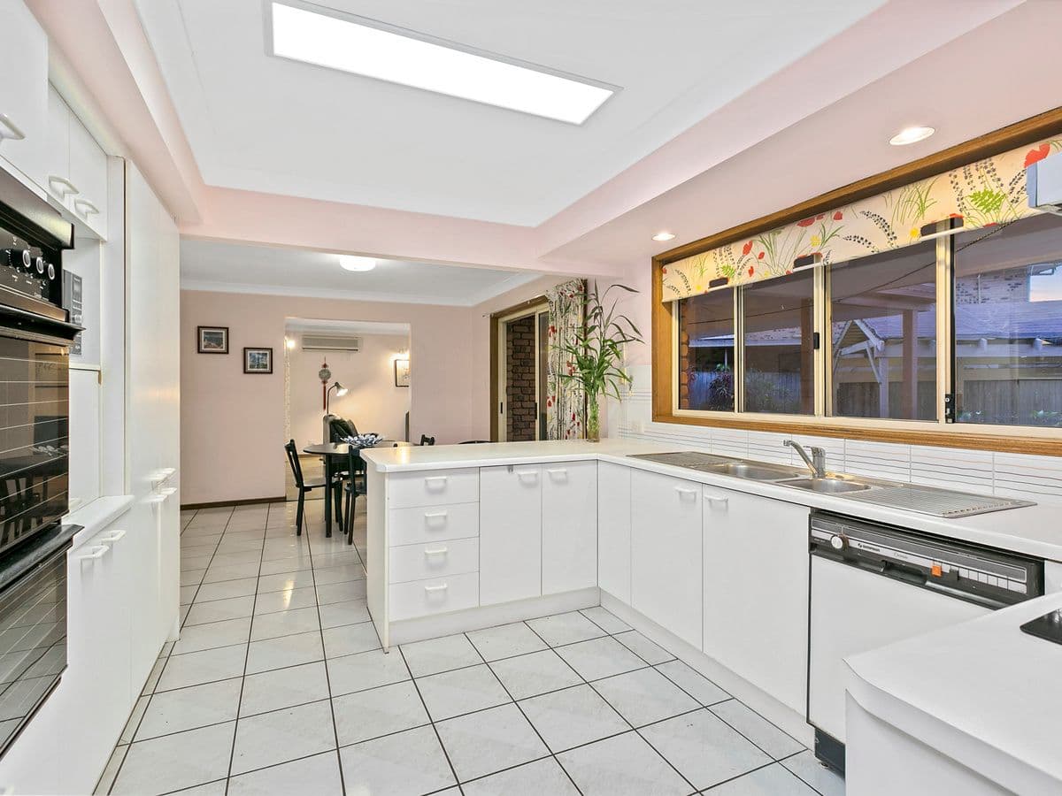 7 Consuelo Court, Carindale QLD 4152, Carindale - Thumbnail 6