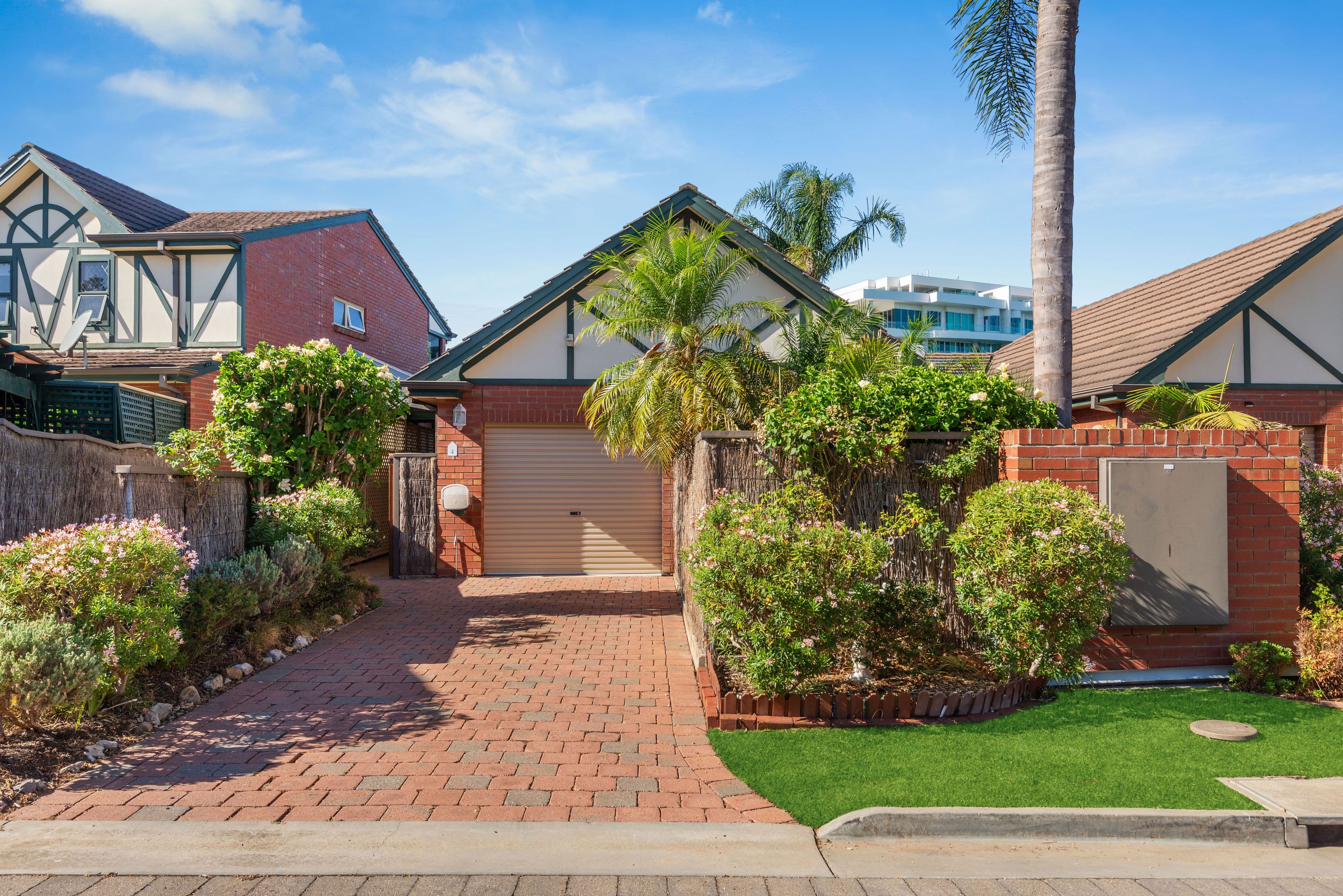 11 Martin Court, West Lakes SA 5021, West Lakes - Thumbnail 3