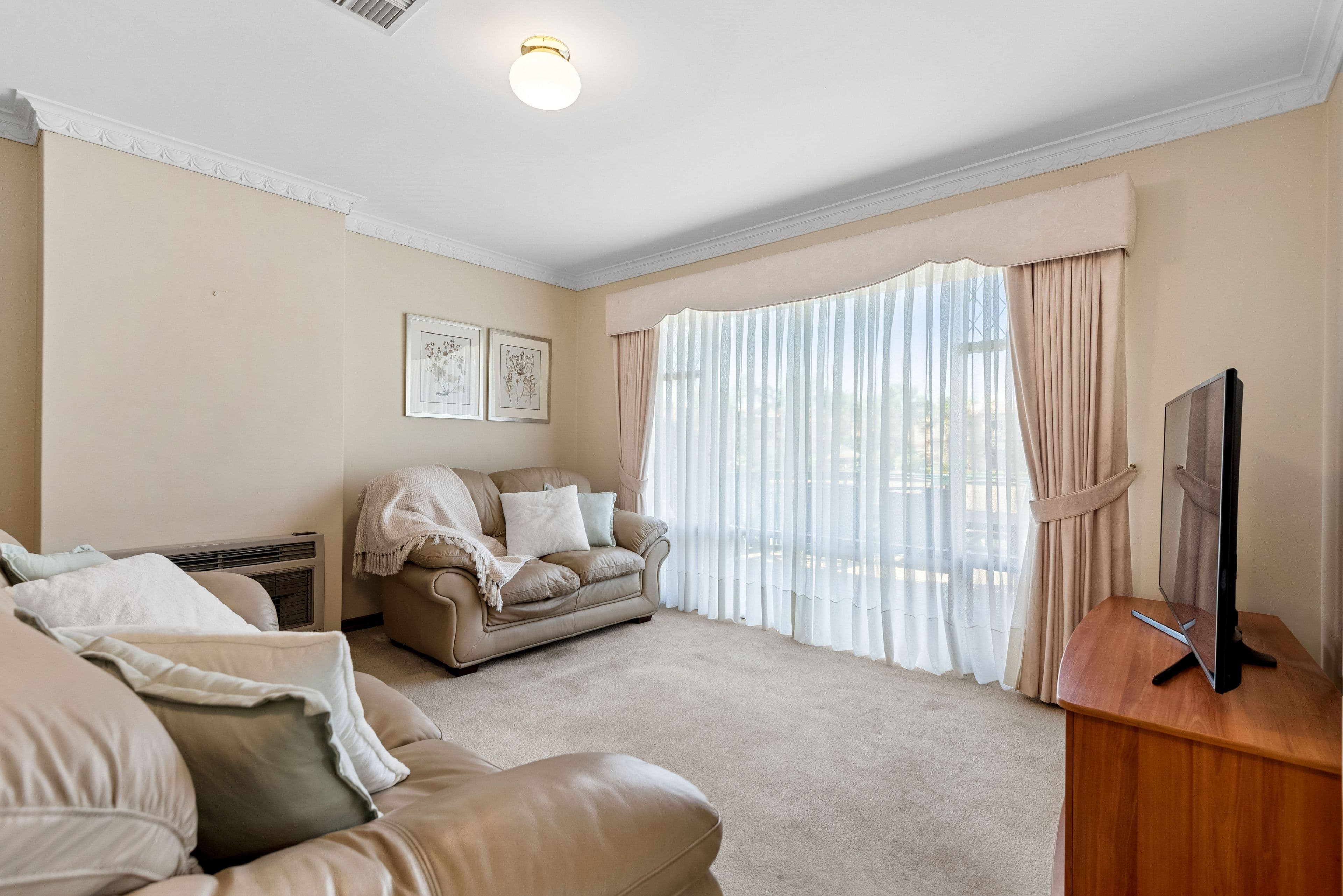 11 Martin Court, West Lakes SA 5021, West Lakes - Thumbnail 7