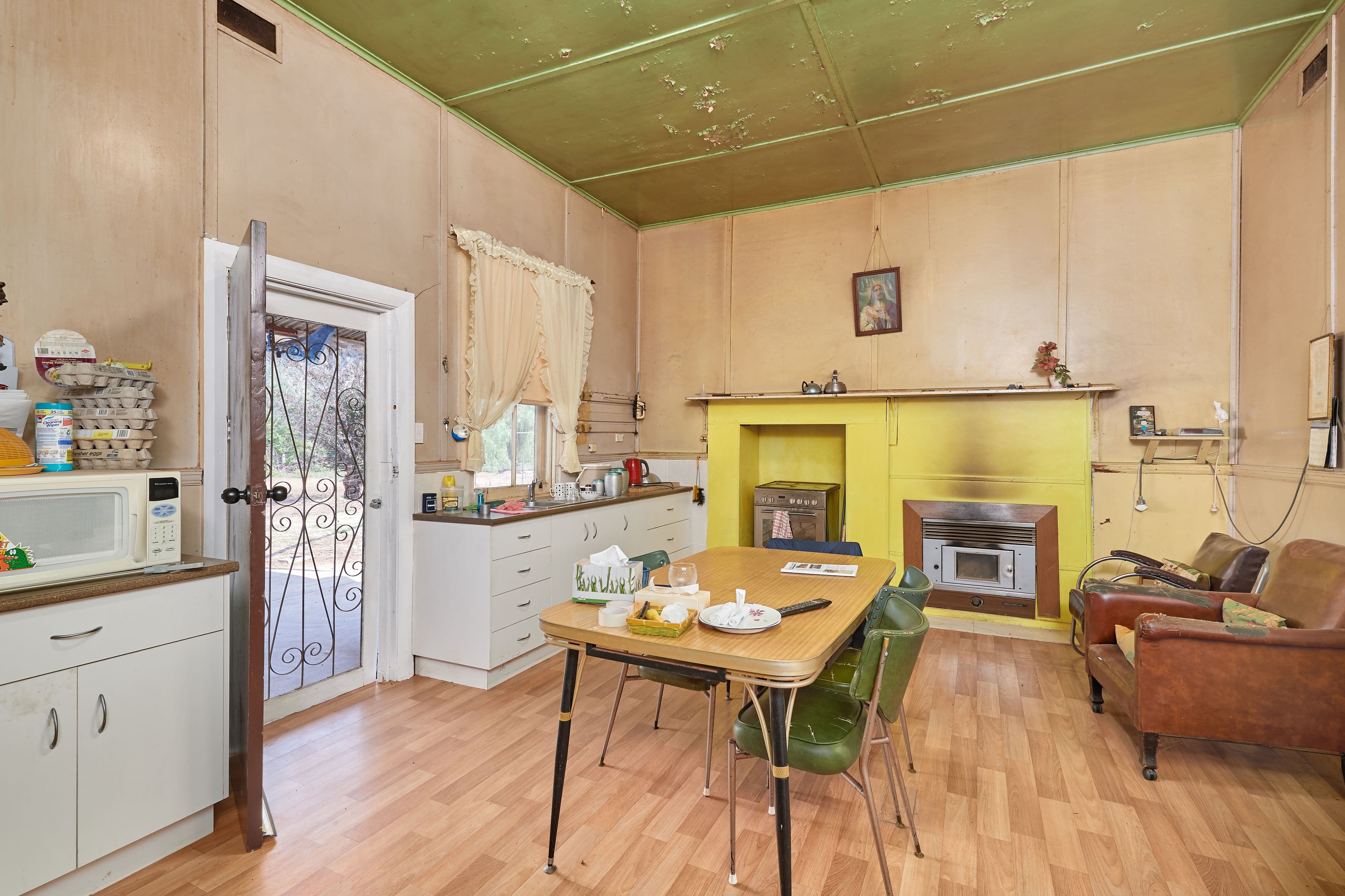 66 Waterview Street, Ganmain NSW 2702, Ganmain - Thumbnail 2