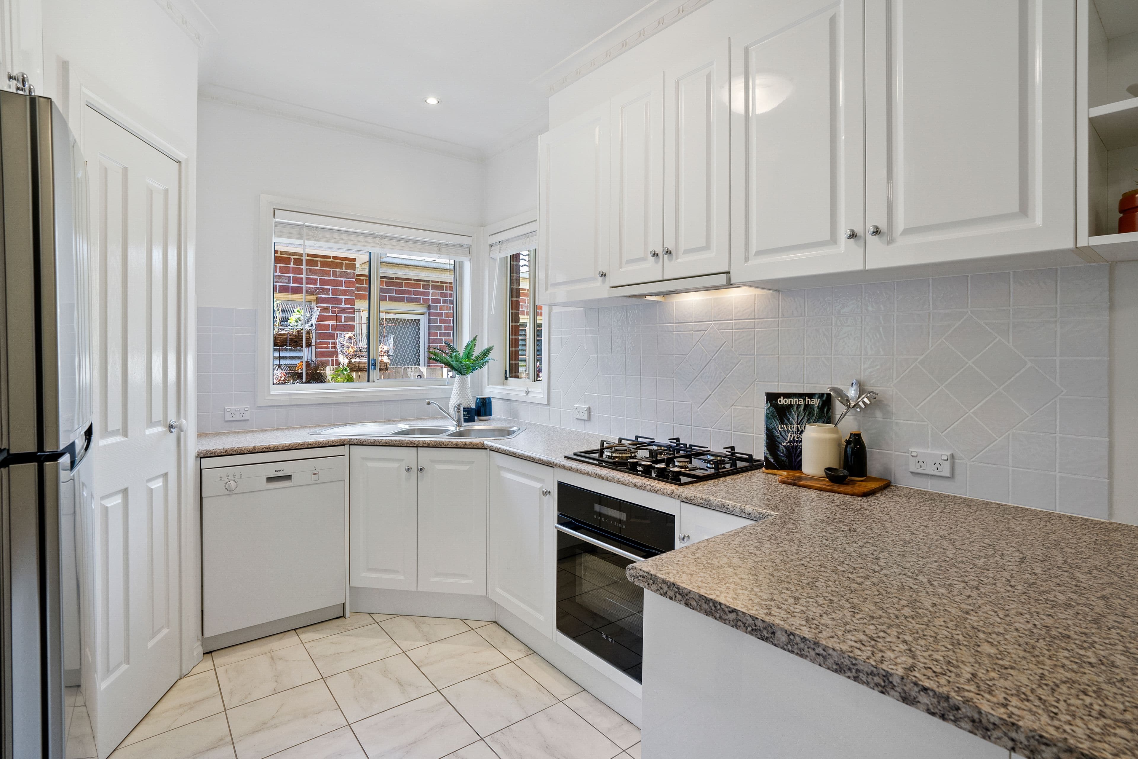 14 Neilson Street, Bayswater VIC 3153, Bayswater - Thumbnail 5