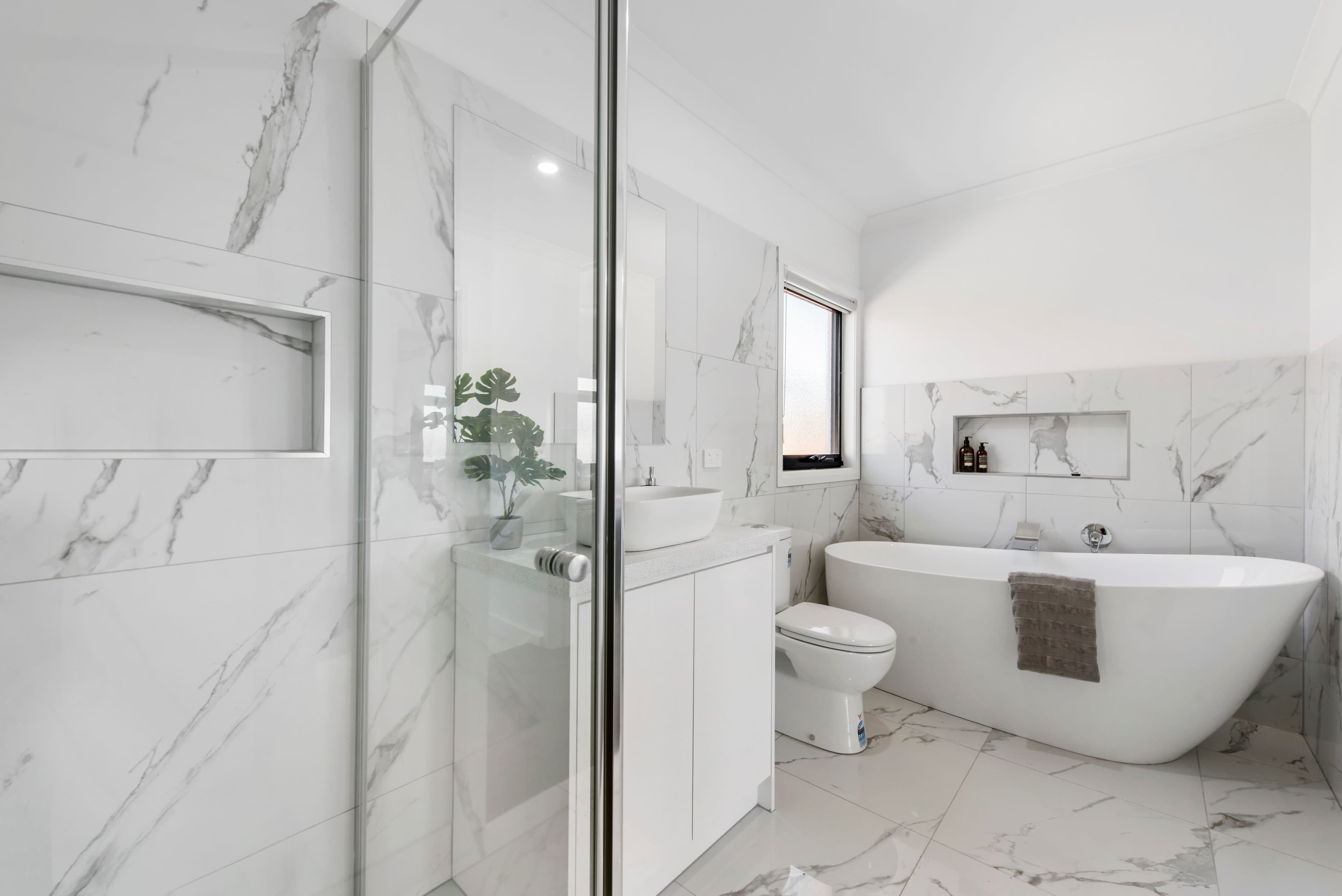 7 Monticiano Road, Fraser Rise VIC 3336, Fraser Rise - Thumbnail 3
