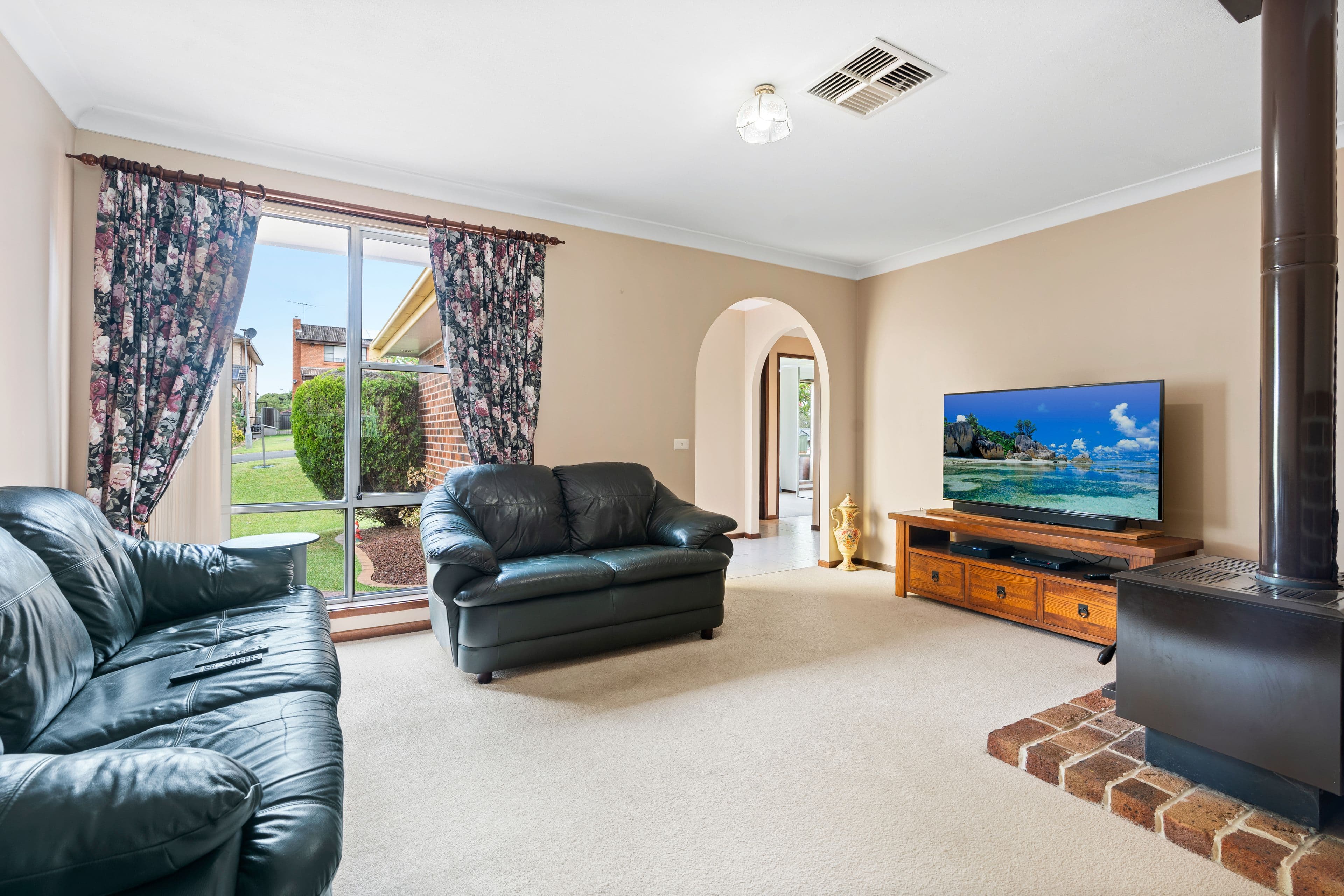 14 Glen Osmond Crescent, Bossley Park NSW 2176, Bossley Park - Thumbnail 2