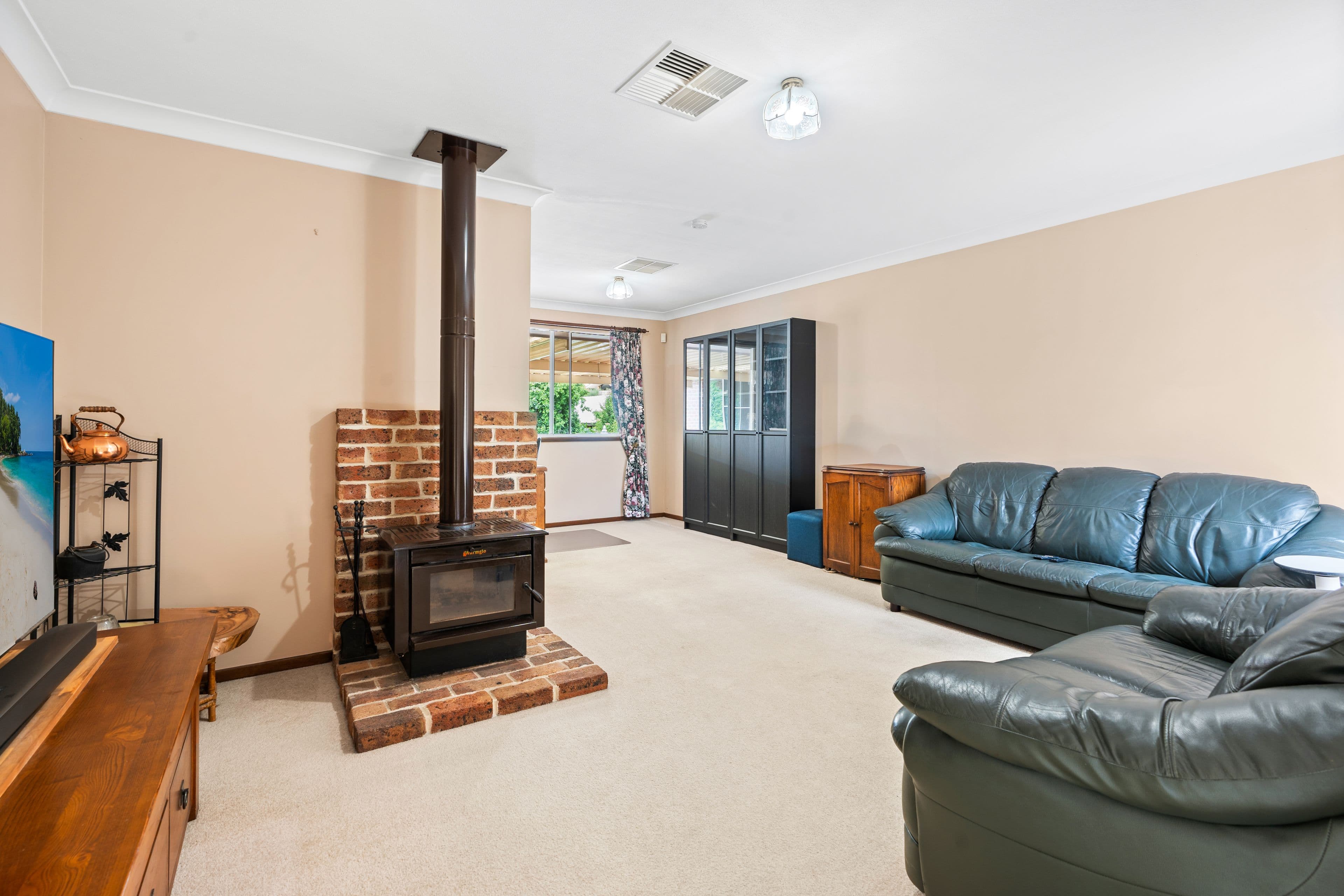 14 Glen Osmond Crescent, Bossley Park NSW 2176, Bossley Park - Thumbnail 3