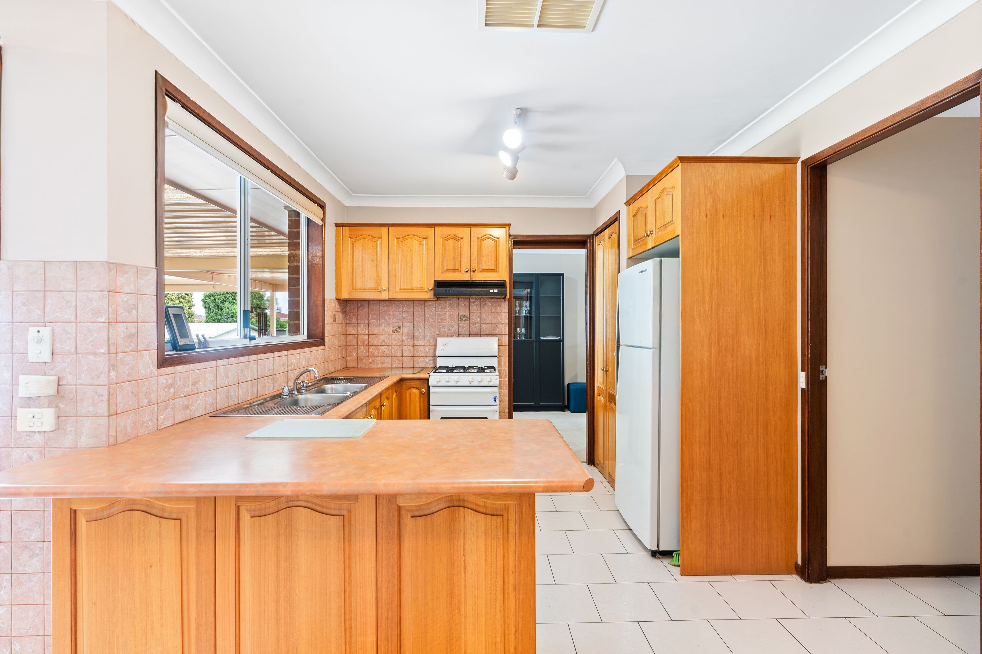 14 Glen Osmond Crescent, Bossley Park NSW 2176, Bossley Park - Thumbnail 4