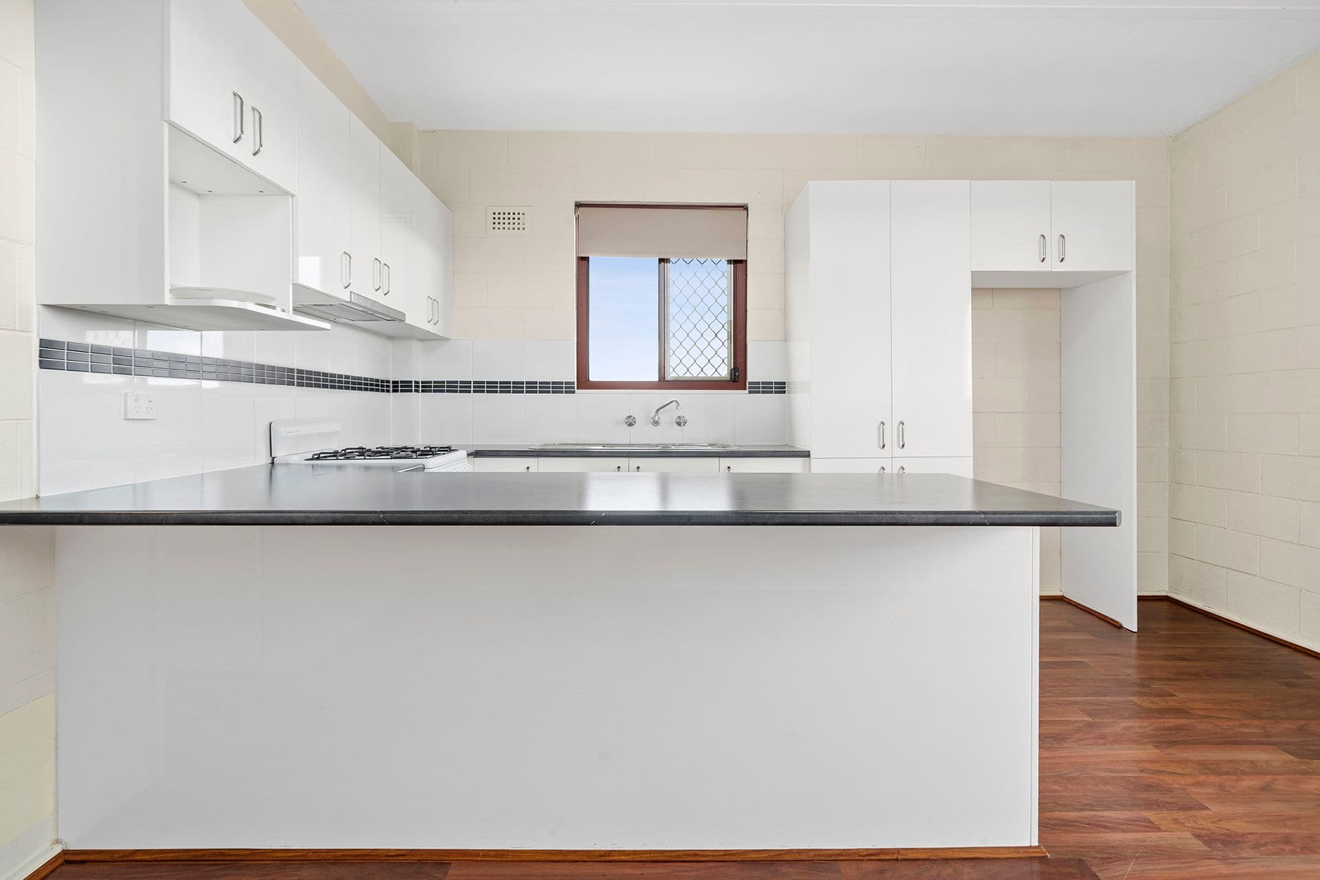 10 Arthur Street, Crestwood NSW 2620, Crestwood - Thumbnail 2