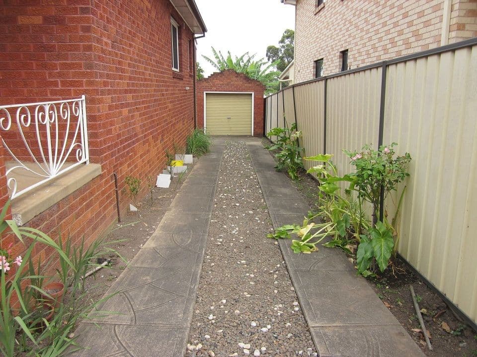 34 KINGSLAND Road, BERALA NSW 2141, Berala - Thumbnail 2