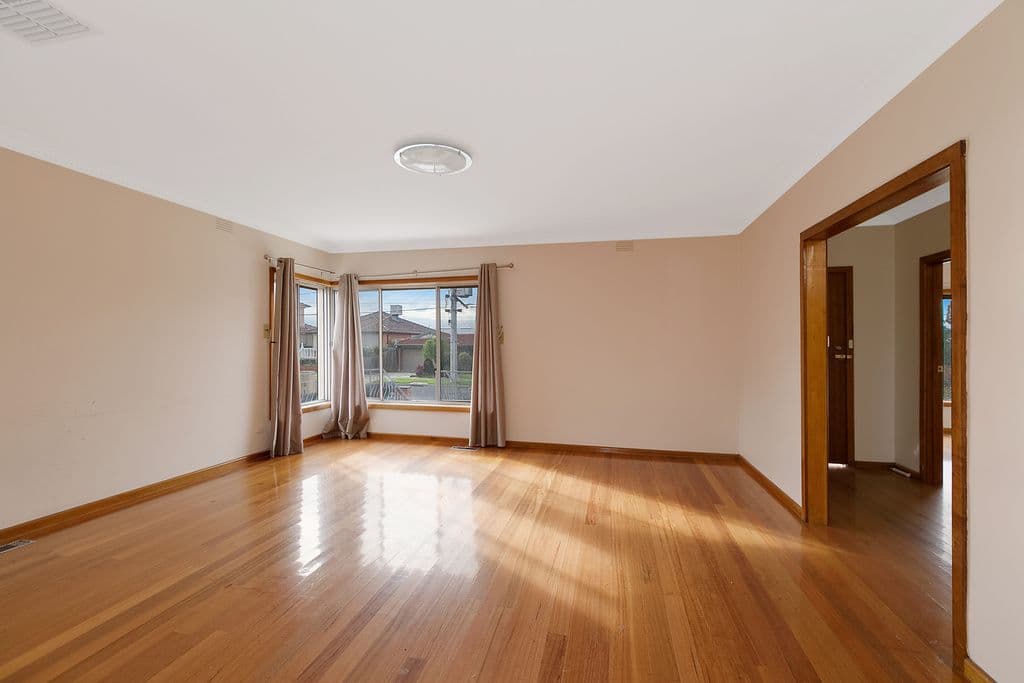 75 Curtin Avenue, LALOR VIC 3075, Lalor - Thumbnail 3