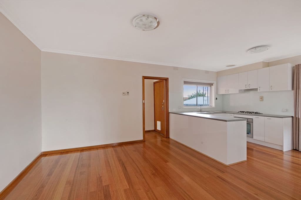 75 Curtin Avenue, LALOR VIC 3075, Lalor - Thumbnail 4